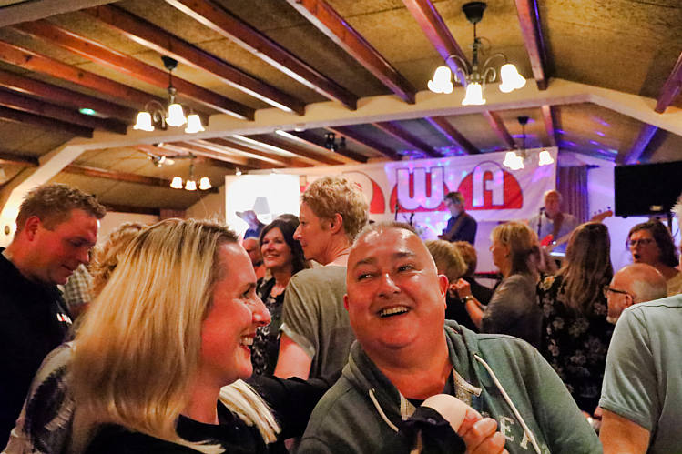 19 okt 2018 - SDWA terug naar de sixties avond met 'The Outlaws'_64